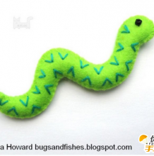可爱呆萌的小蛇手工制作图解教程 简单的diy布料制作儿童喜欢的玩偶小蛇