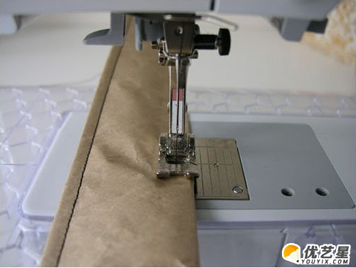 简单又很实用的手工编织收纳盒 用牛皮纸编织的收纳盒手工diy教程_www.youyix.com