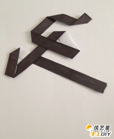 用纸折出来的生日快乐衍纸字制作教程[ 图片/6p ] - 优艺星手工diy