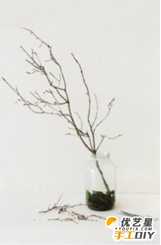 如何利用树枝和纸张制作出具有艺术性又精美无比的枯枝装饰花枝摆设_www.youyix.com
