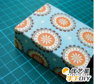 小房子创意制作   纸盒和彩纸制作可爱精巧的小鸟屋   儿童手工装饰制作教程_www.youyix.com