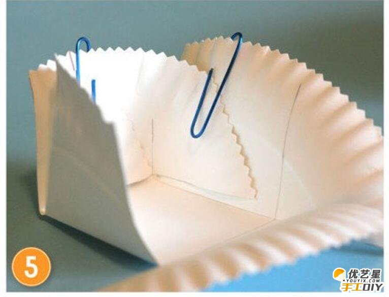 利用一次性纸盘手工改造制作唯美盒子 一次性纸盘的手工diy创意改造_www.youyix.com