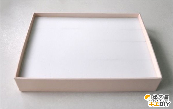 巧妙利用纸盒子和海绵泡沫制作首饰戒指收纳盒 十分简单的操作过程 手工制作收纳盒教程 _www.youyix.com