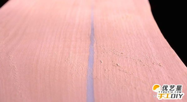 用废旧的木板创意改造制作成时尚潮流的家具 家具的创意制作教程_www.youyix.com