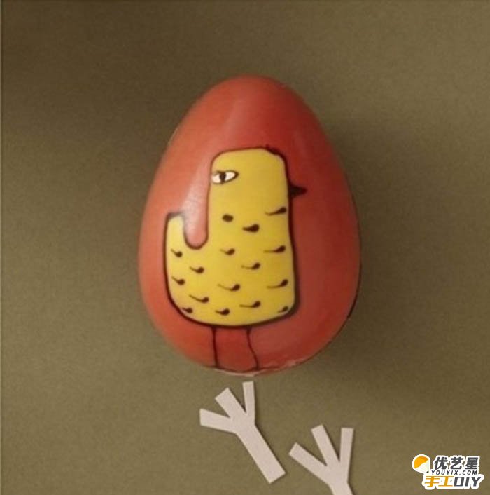 创意可爱的鸡蛋画手工作品图解 在蛋壳外大展身手的绘画出精美逼真的画像_www.youyix.com