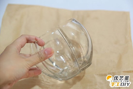 玻璃瓶的创意改造制作教程 闲置物品的创意利用制作教程 手工diy改造制作教程_www.youyix.com