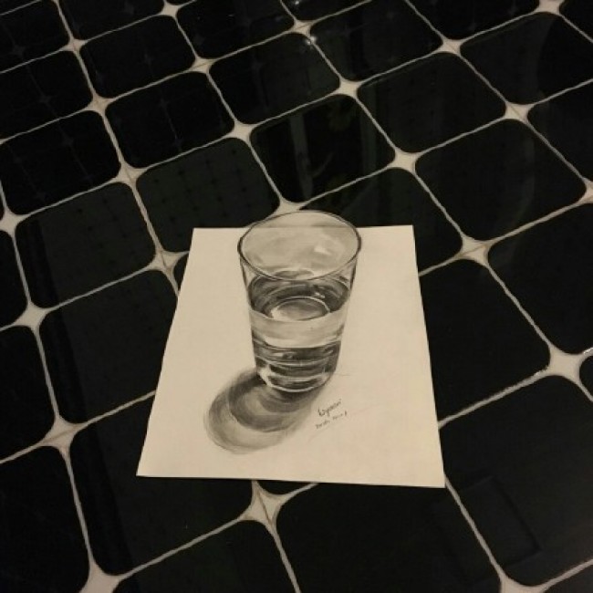 超逼真3d写实透明玻璃水的铅笔画教程步骤图片 看大神