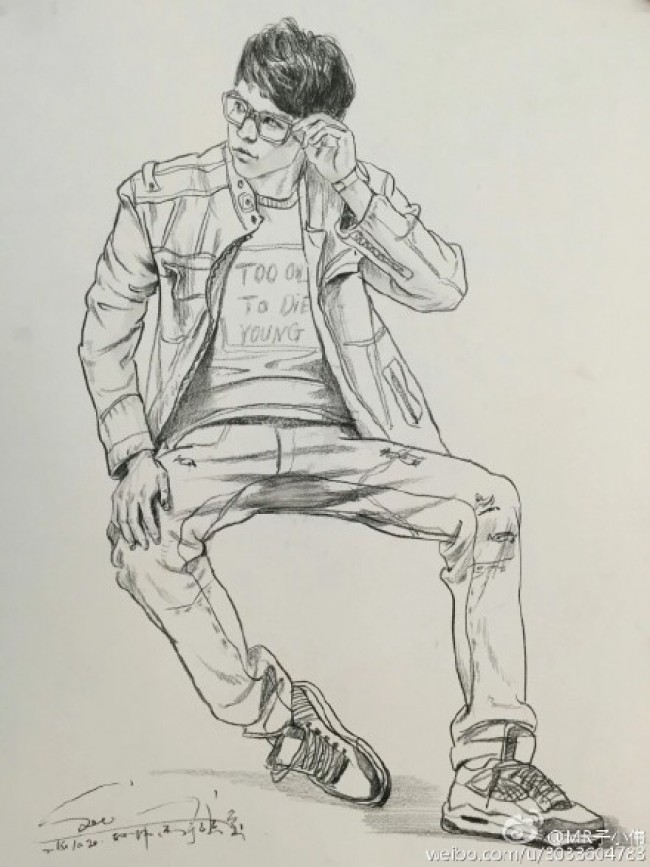 人物速写全身素描图片女生全身人像素描彩铅速写图片素材不同姿势