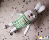 旧袜子制作越狱兔布偶手工制作教程图解 越狱兔玩偶 可爱小兔子袜子玩偶手工