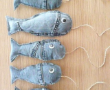 可爱布艺小鱼玩具 如何利用废旧的牛仔裤制作出可爱呆萌的小鱼布艺玩具的教