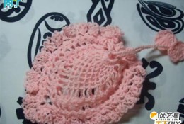 如何用毛线编织可爱漂亮的小香包 香包的手工编织教程 手工编织制作教程
