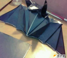 万圣节手工制作邪恶的蝙蝠 DIY设计制作万