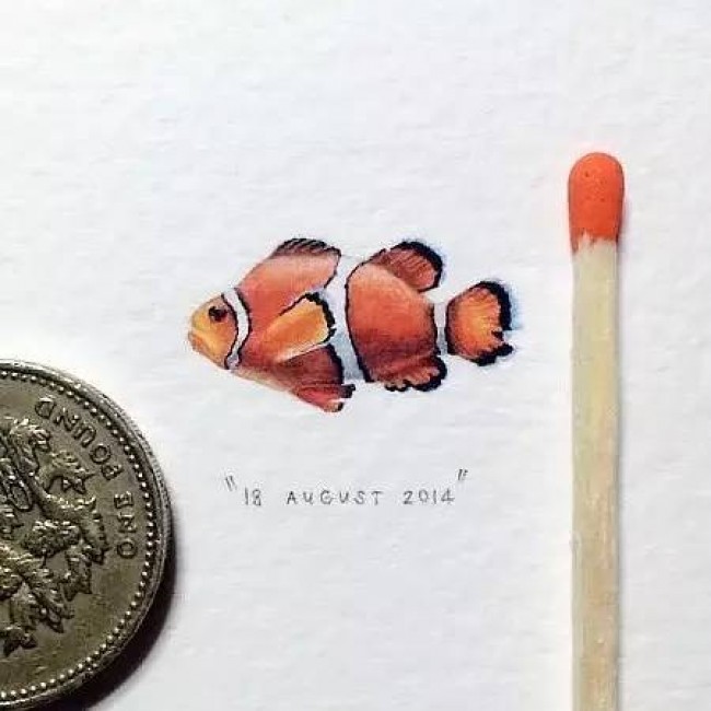 水彩和彩铅画出的袖珍画，你能想象它有多小？_www.youyix.com