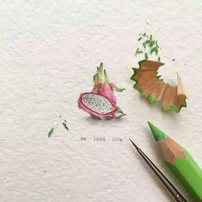 水彩和彩铅画出的袖珍画，你能想象它有多小？_www.youyix.com