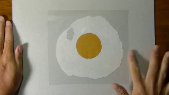 【视频】超写实逼真的荷包蛋彩铅手绘视频教程 荷包蛋的画法_www.youyix.com