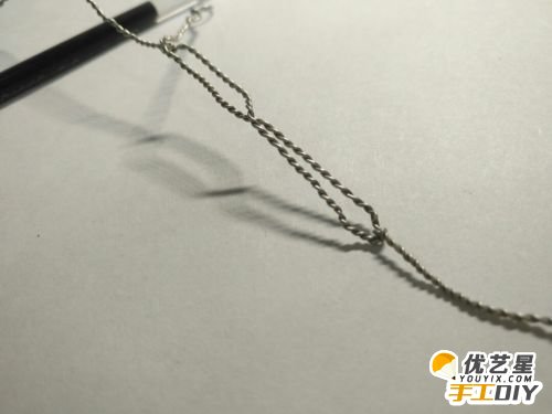 铁丝的缠绕能制作什么手工 金属手工艺diy绕线宝剑_www.youyix.com
