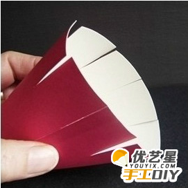 简单易学纸杯改造成漂亮礼物盒子手工diy  旧纸杯手工制作教程_www.youyix.com