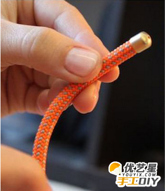 时尚精美的流苏穗子项链    教你如何简单制作出耐用时尚美观的项链教程_www.youyix.com