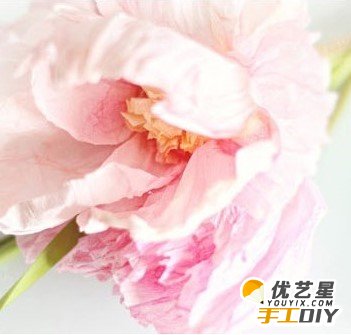 超级逼真的手工折纸纸花  水彩仿真手工花朵  手工折纸仿真水彩花朵教程图解_www.youyix.com