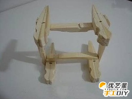 儿童摇摇乐木制手工木椅   儿童时代撒欢玩乐的小木椅   手工木制儿童摇摇椅教程图解_www.youyix.com