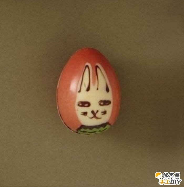 创意可爱的鸡蛋画手工作品图解 在蛋壳外大展身手的绘画出精美逼真的画像_www.youyix.com