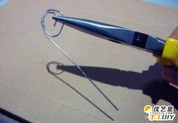 便签夹的手工制作图解教程 用硬纸板手工制作精美实用便签夹 便签夹的手工diy制作_www.youyix.com