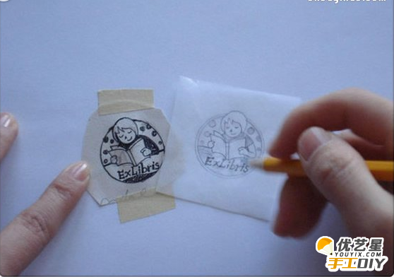 手工制作出精美漂亮的小女孩图案的橡皮章藏书票 DIY创意的手工橡皮章教程_www.youyix.com