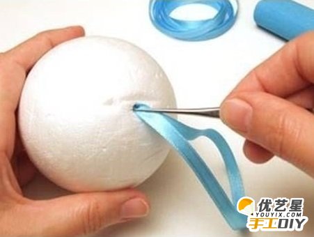 蓝色海洋之心折纸花球 精美挂饰品纸花球 手工折纸制作的纸花球的教程图解_www.youyix.com