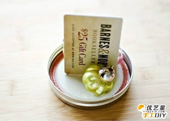 手工diy创意制作玻璃罐装饰品 用普通玻璃罐创意制作成唯美漂亮的玻璃瓶装饰品 创意diy制作教程_www.youyix.com