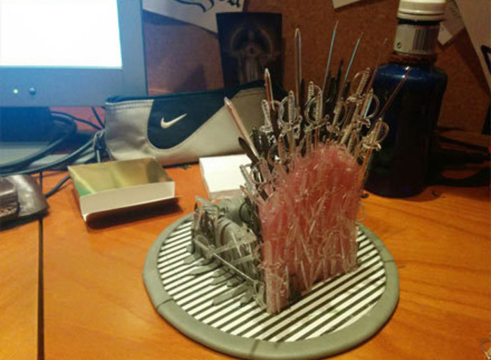 霸气的铁王座手工制作教程图解 冰与火之歌中的经典代表之物 霸气吸引人_www.youyix.com