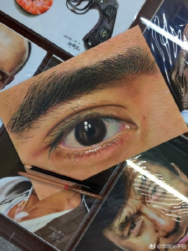 超棒的彩铅眼睛手绘专辑 逼真彩铅眼睛怎么画 眼睛的彩铅画法_www.youyix.com