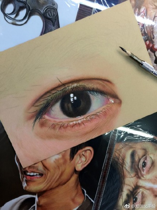 超棒的彩铅眼睛手绘专辑 逼真彩铅眼睛怎么画 眼睛的彩铅画法_www.youyix.com