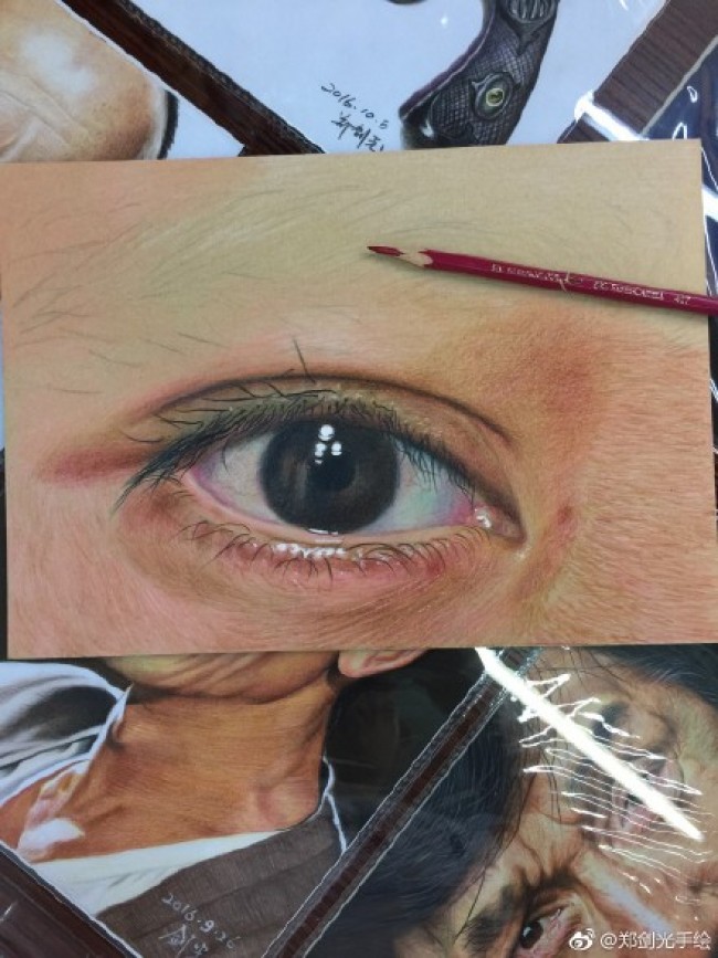 超棒的彩铅眼睛手绘专辑 逼真彩铅眼睛怎么画 眼睛的彩铅画法_www.youyix.com